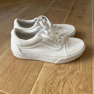 White women’s vans